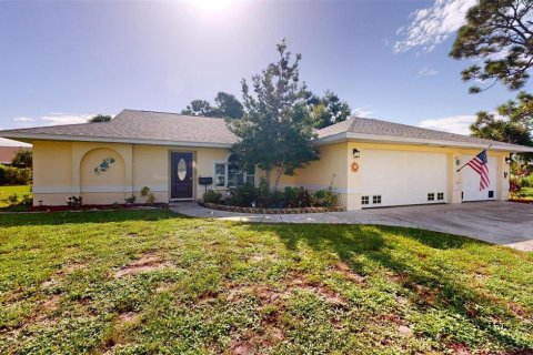 Casa en venta en Englewood, Florida, 3 dormitorios, 150.22 m2 № 1341340 - foto 1