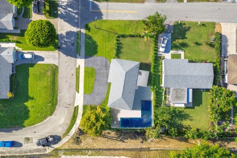 Casa en venta en Delray Beach, Florida, 4 dormitorios, 121.89 m2 № 1217256 - foto 6